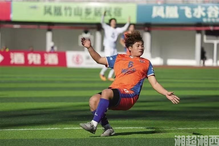 湘西“铁腰”隆浩斌