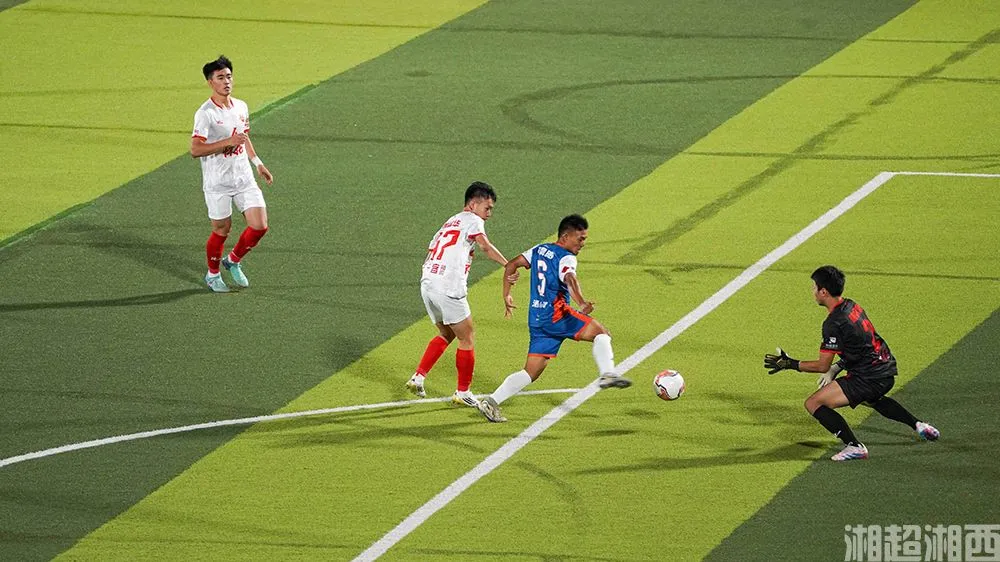 湘西“闪电"李昊阳