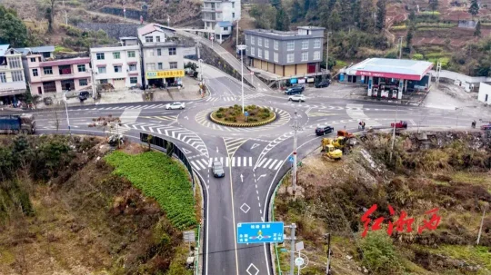 全国20强！湘西这条公路的逆袭之路太燃了(图2)